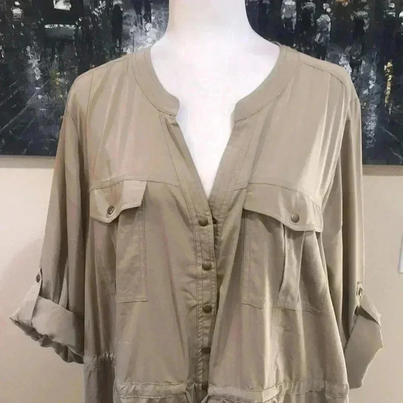NWT Lane Bryant Tan Cargo Style Button Down  Front Pockets Snap Sleeves-26/28 - Picture 7 of 14